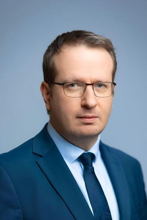 Dr. Bence Tamás Szabó